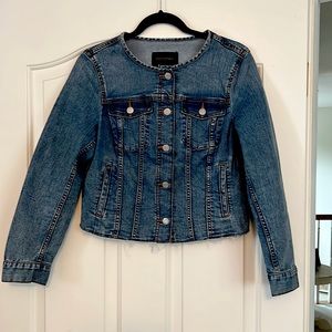 Banana Republic Size M Denim Cropped Jacket